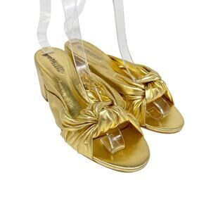 Schutz Women's Mindy Mid Block Metallic Leather Sandal Gold Size 5.5B